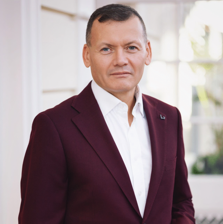 Czy jest sens starać się, żeby ludzie jednocześnie „słuchali, lubili i szanowali” szefa?